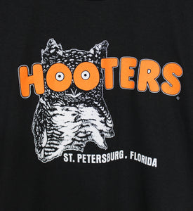 Vintage Hooters St. Petersburg Tshirt sz XL