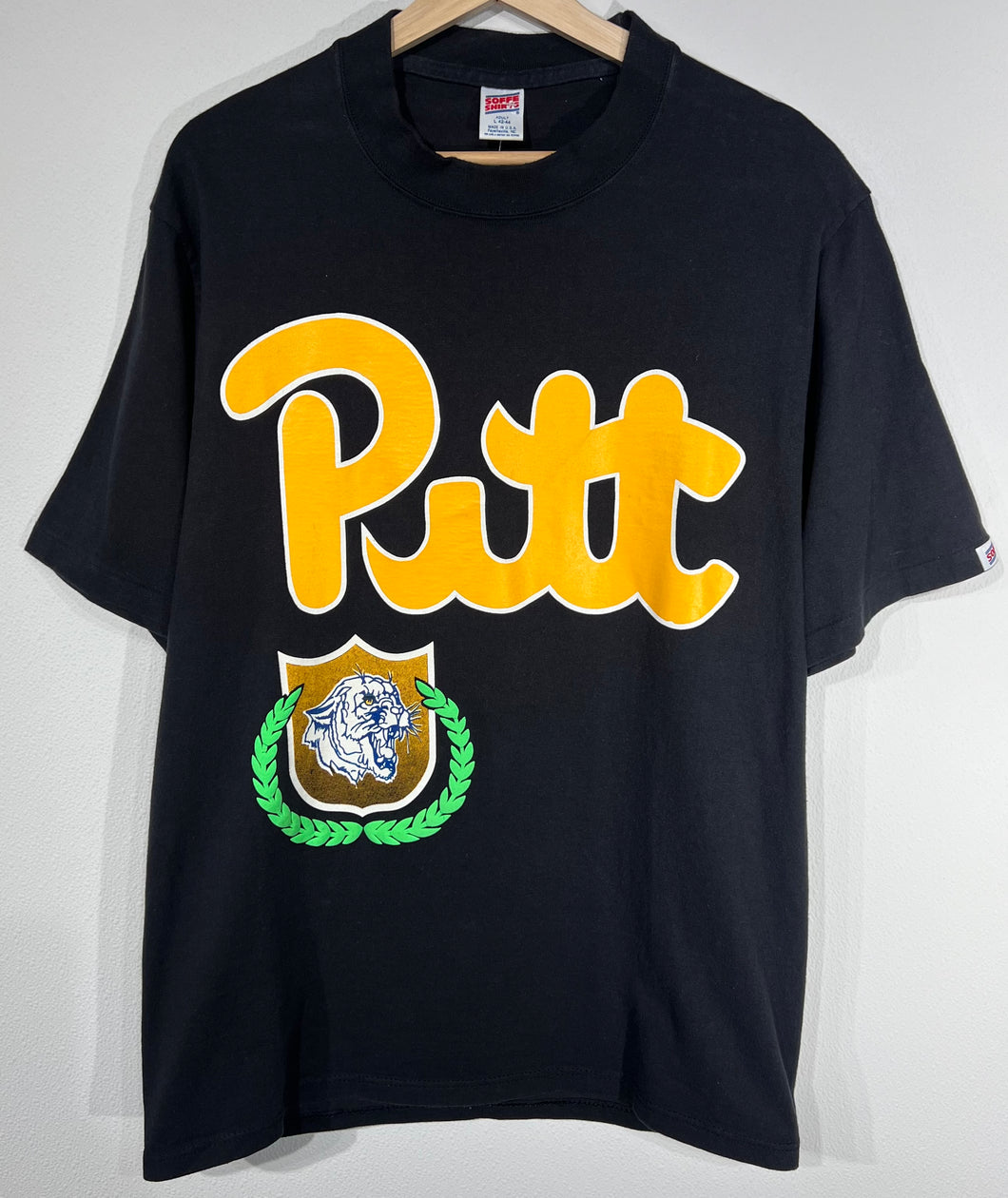 Vintage Pitt Panthers Tshirt sz Large