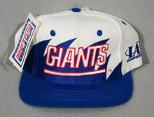 Load image into Gallery viewer, Vintage Giants Sharktooth Pro Line Snapback New w/ Tags