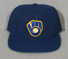 Load image into Gallery viewer, Vintage Brewers Snapback Hat New w/o Tags