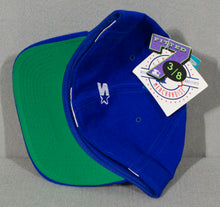 Load image into Gallery viewer, Vintage Mets Script Starter Fitted sz 7 3/8 New w/ Tags