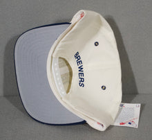 Load image into Gallery viewer, Vintage Brewers Snapback Hat New w/ Tags