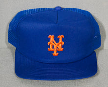 Load image into Gallery viewer, Vintage Mets Trucker Snapback Hat New w/o Tags