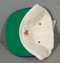 Load image into Gallery viewer, Vintage Vikings Fitted Hat sz 7 1/4 New w/ Tags