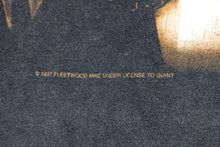 Load image into Gallery viewer, Vintage Fleetwood Mac Tshirt sz L