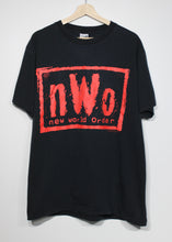 Load image into Gallery viewer, Vintage WCW NWO Tshirt sz L