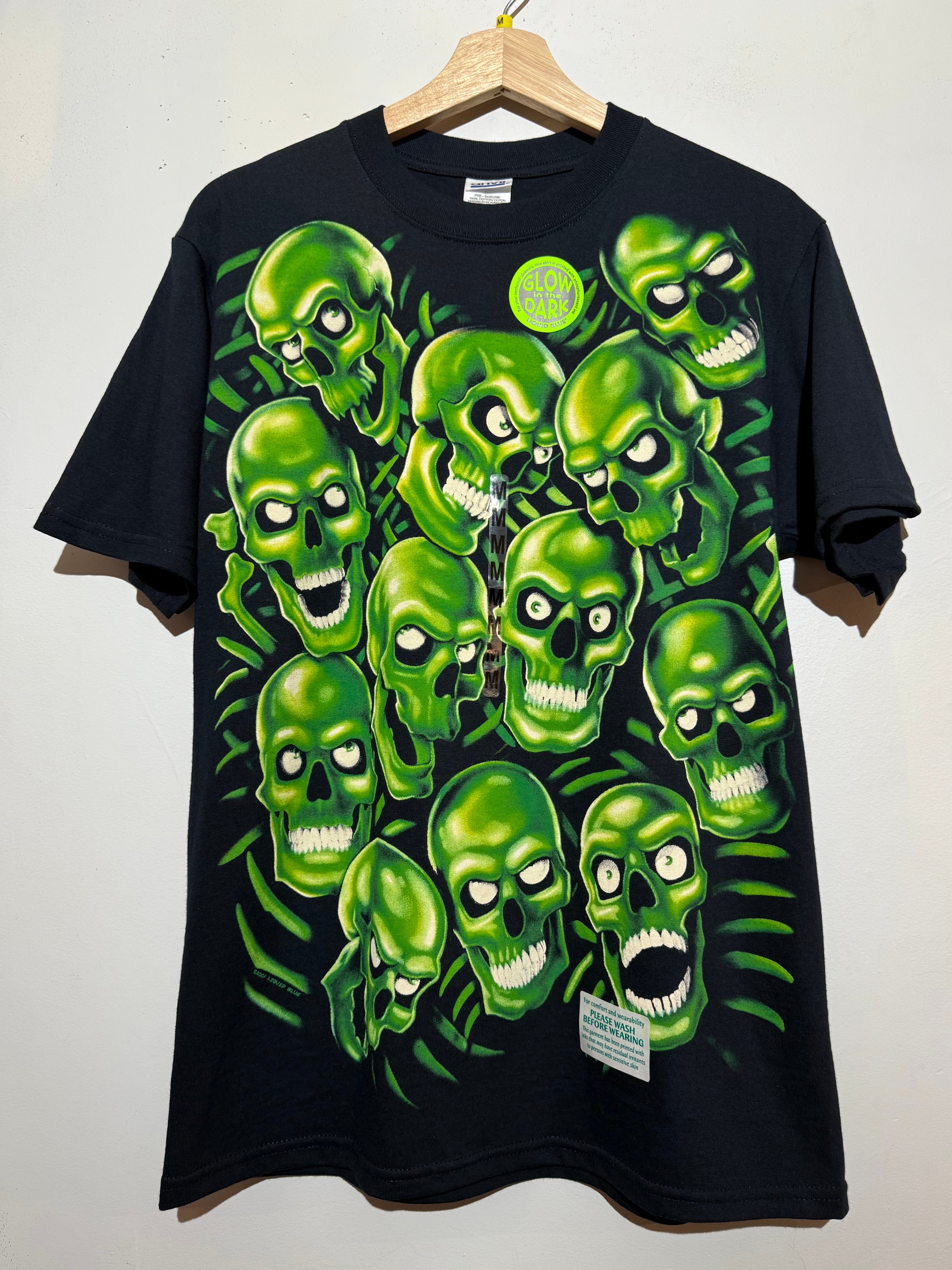 Vintage Liquid Blue Skull Pile Tshirt sz M New w/ Tags – First