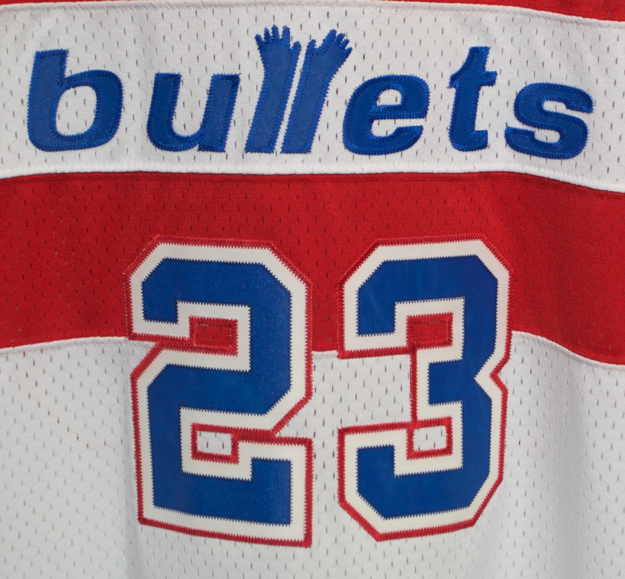 Michael Jordan throwback Washington Bullets jersey..Adult Small
