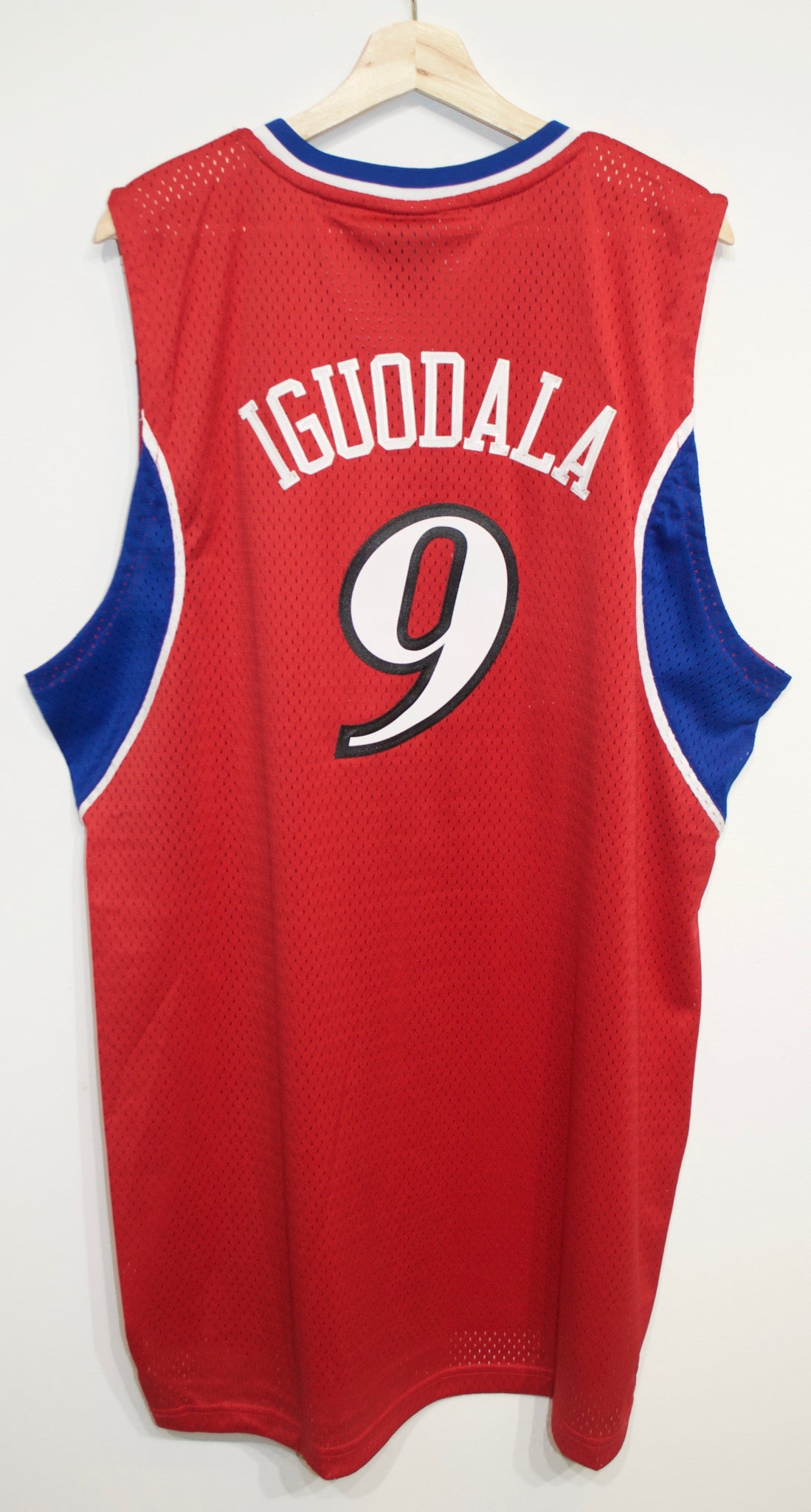 QualityNBA Philadelphia 76ers Signed Andre Iguodala Jersey #9. Men's  XL