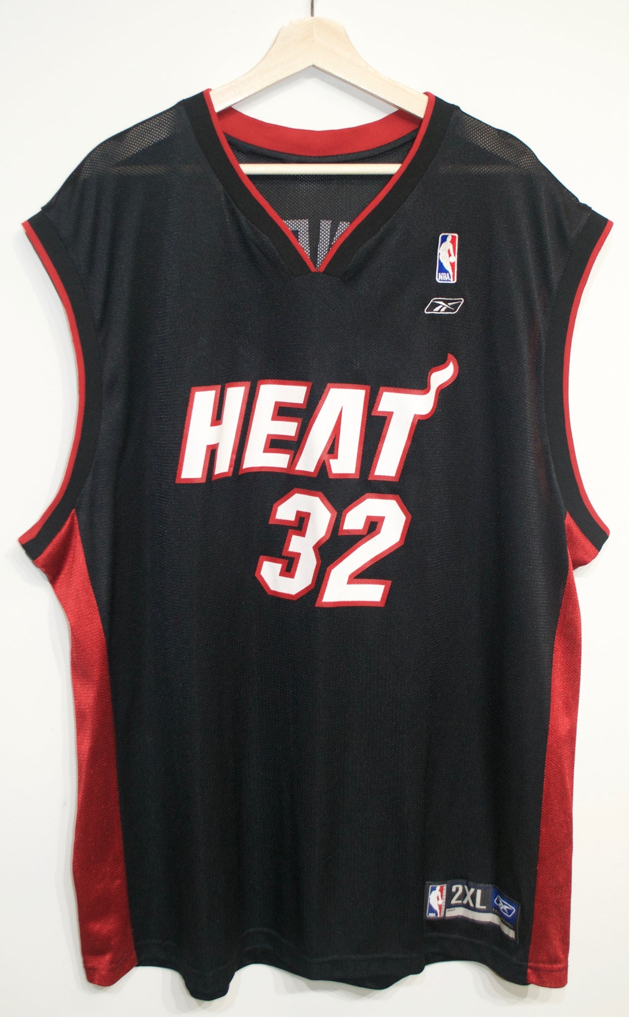 shaquille o neal heat jersey