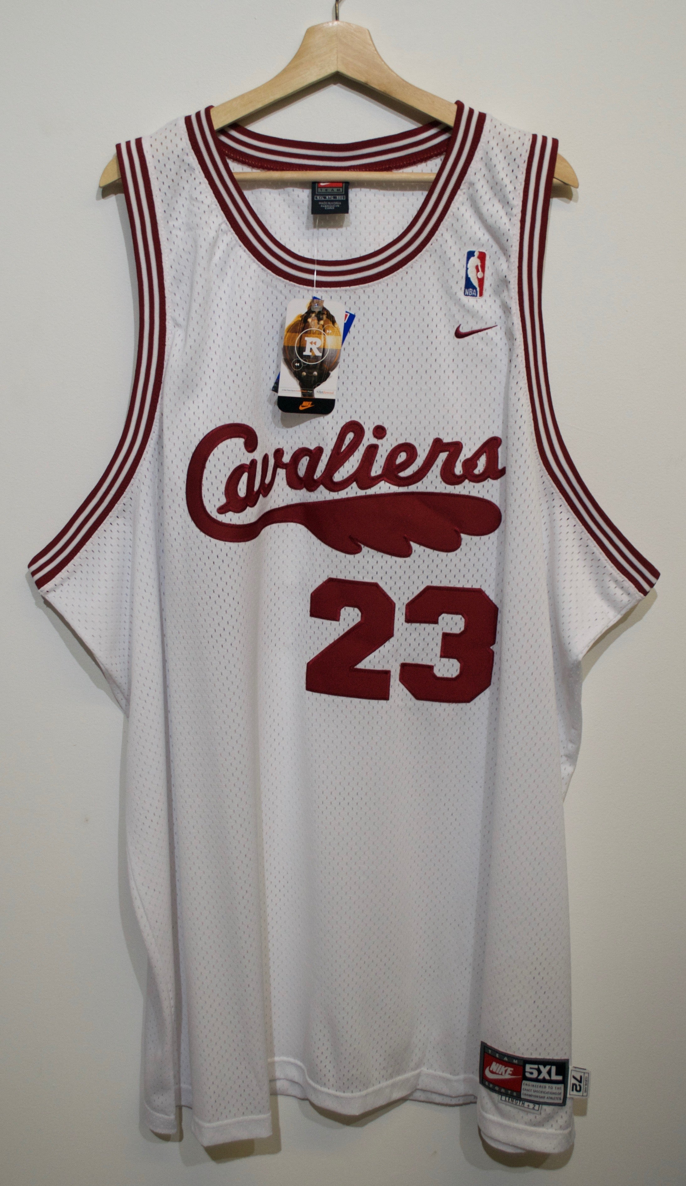LeBron James' Navy Cleveland Cavaliers Home Opener Jersey Is Up for Auction, News, Scores, Highlights, Stats, and Rumors