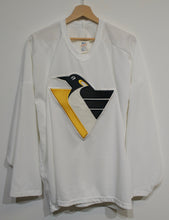 Load image into Gallery viewer, Penguins White CCM Jersey sz XL